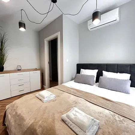 Baltic Line - Nova 아파트 *